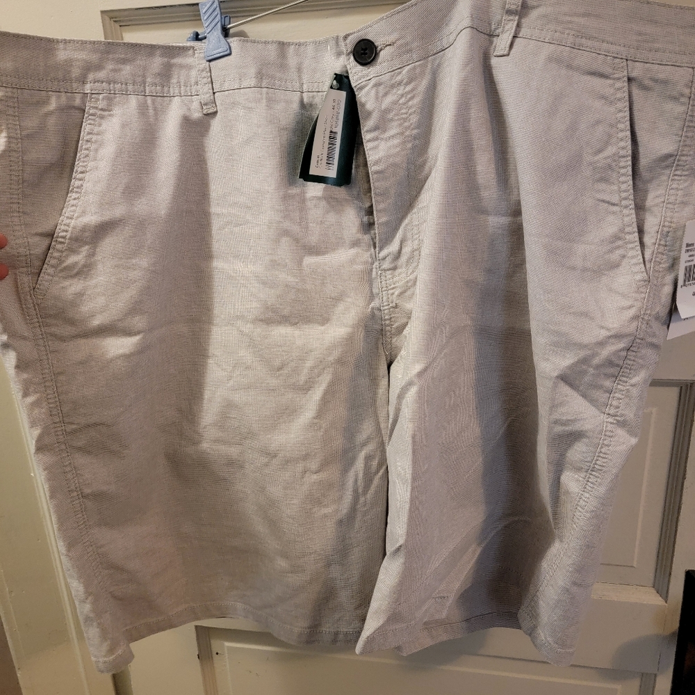 Men's Tan Flecked Shorts